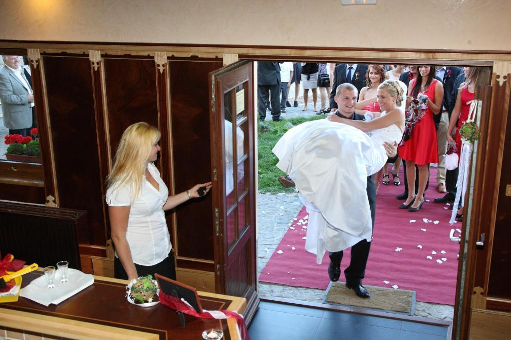 Hotel Farma Vysoka Chrastava Экстерьер фото